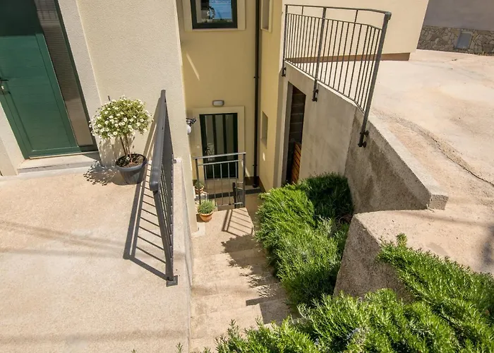 Lejlighed Nevera 2 *